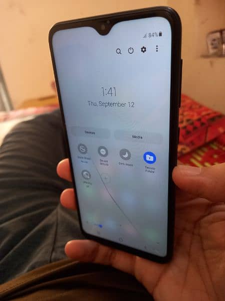 samsung galaxy a10 black 1