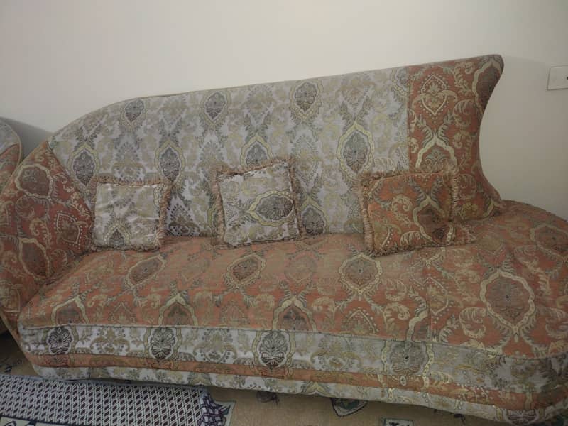 10 seater sofa set with coutions 3