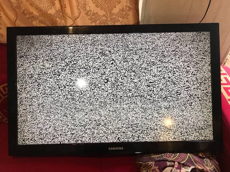 samsung Original  LCD TV 43 inch 3