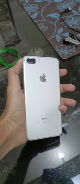 IPHONE 7 PLUS 0