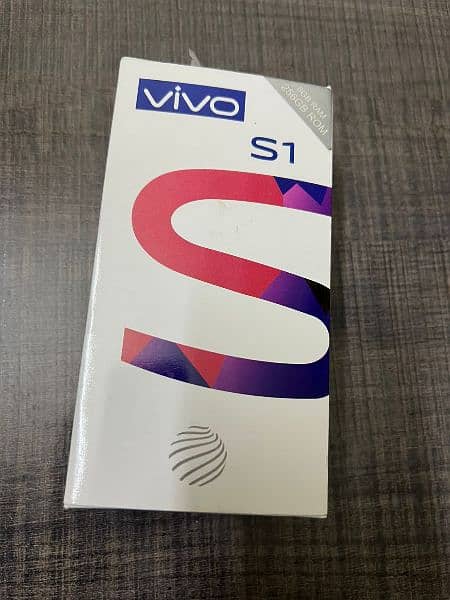 Mobile fon Vivo S1 4