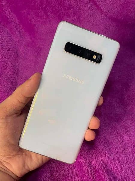 Samsung S10 plus 12/256 GB 03230916581 my what'sap 0