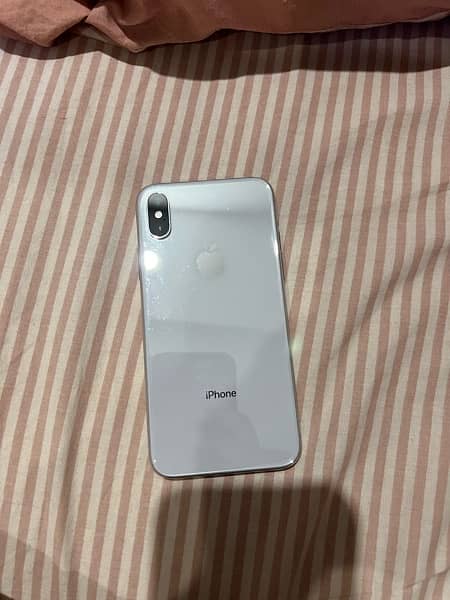 iphone x 10/10 without a single scratch 3