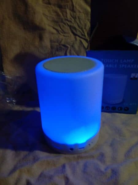 CL-671 Touch lamp portable Speaker 6