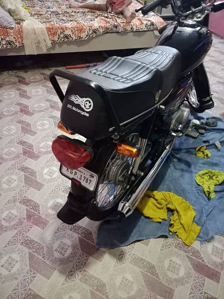 DYL yahama dhoom bike 6