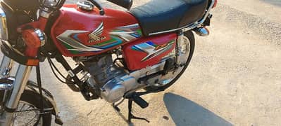 HONDA CG125 (2023) MINT CONDITION