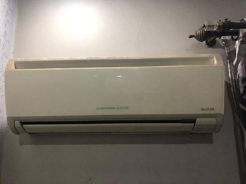 Mitsubishi 1 ton AC 1