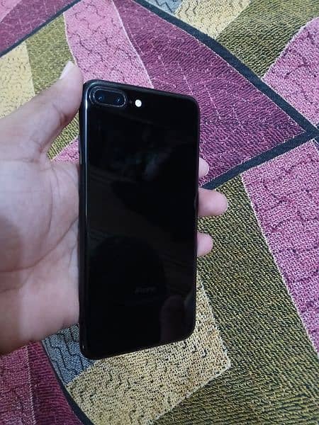 Iphone 7plus With Original Apple Charger & Silicon Back Cover. 2