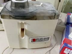 10 /9 condition juicer machine urgent need hai