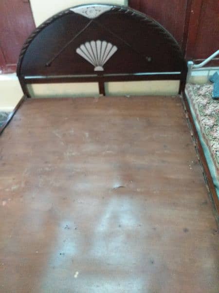 Double bed good condition 3