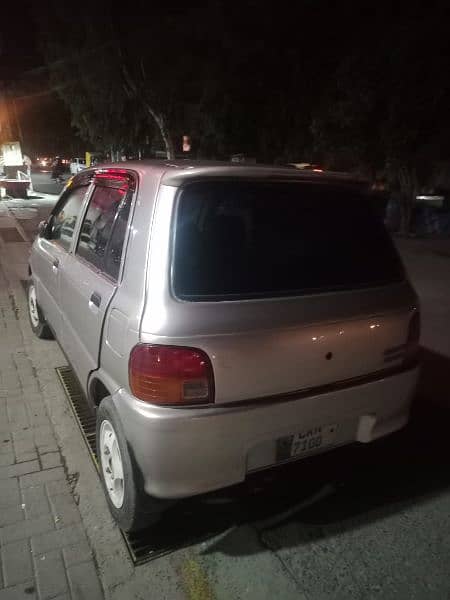 Daihatsu Cuore 2004 3