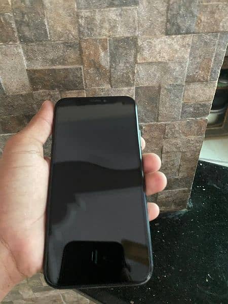 iphone x 10/9 condition 6