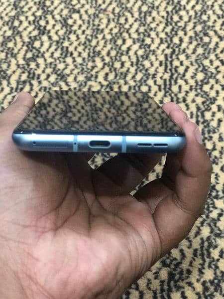 One Plus 9R, 12/256 10/10 mint Condition 1