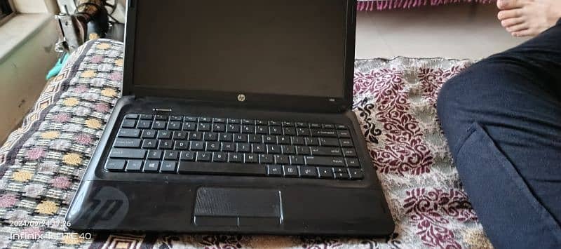 Hp Laptop Core i3, Windows 10 pro N 7