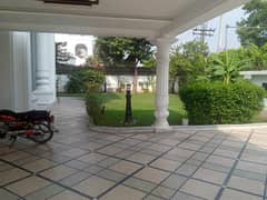 4 Kanal House Upper Portion with Lower Lock in Phase 1 DHA Lahore 2kanal(Lawn)