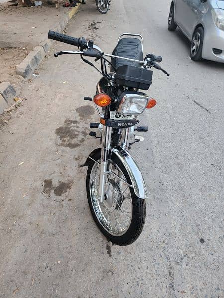 Honda 125 In a good condition 5