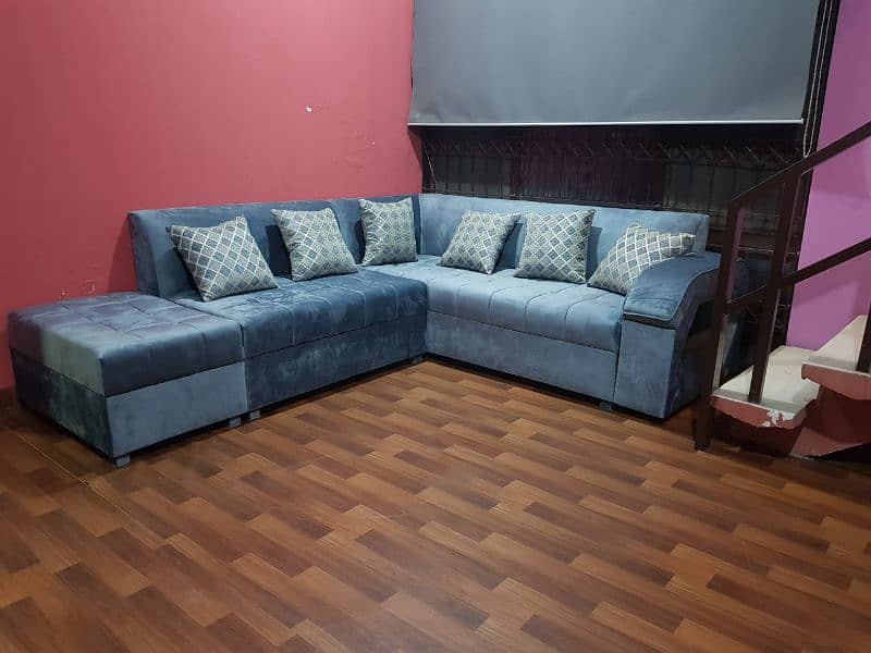 L-Shaped sofa 0