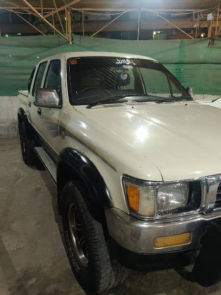 Toyota Pickup 1992 4