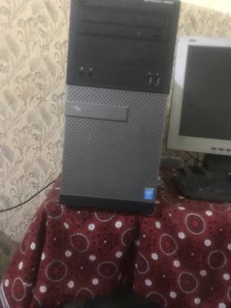 core i5 4th gen with 1 gb external graphic card (AMD RADEON) 1