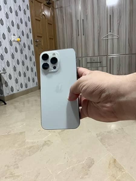 iphone 15 pro max physical + esim dubai model non pta 2