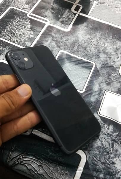 iPhone 11 64 gb non pta lush condition 1