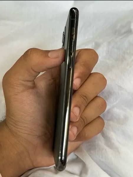 iphone 11 pro factory unlock waterpack 03352060814 3