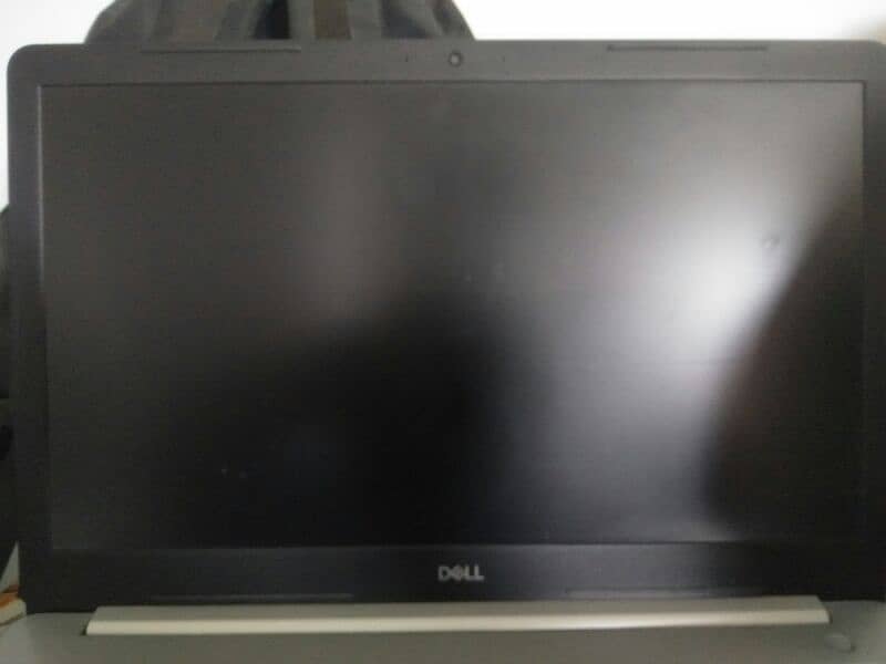 Dell Inspiron 5770 2