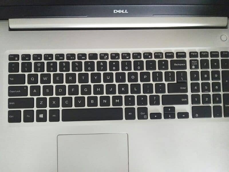 Dell Inspiron 5770 3