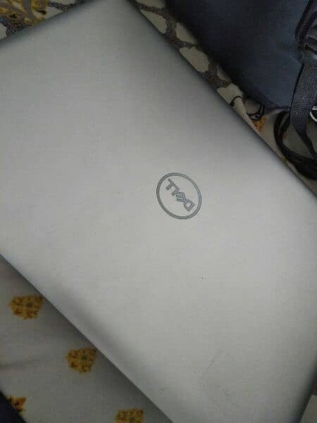 Dell Inspiron 5770 5