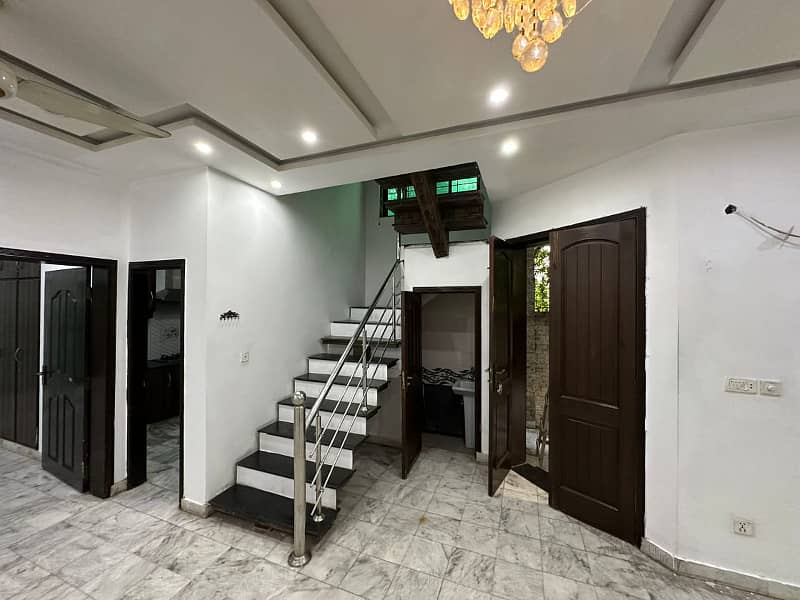 5 Marla House For Rent in DHA Phase 5 Near Commercial Lahore Reasonable Price OriginaL Pictures 7