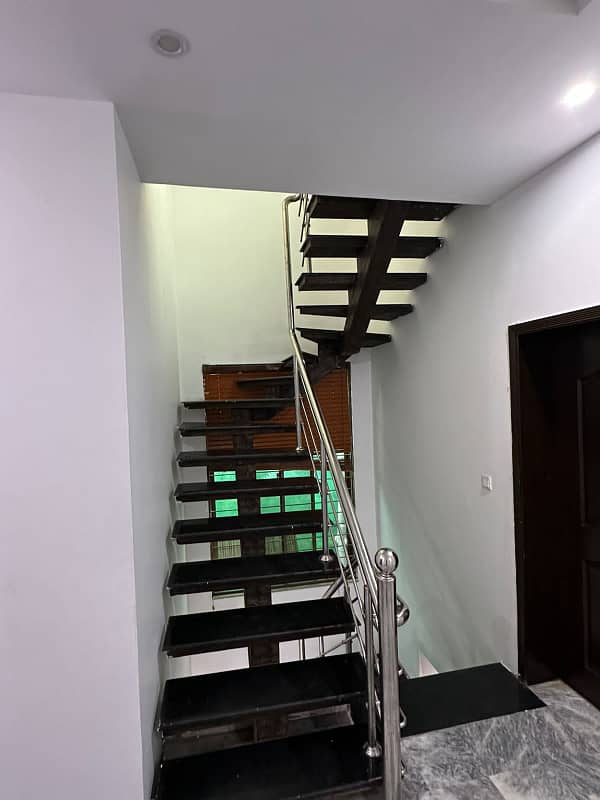 5 Marla House For Rent in DHA Phase 5 Near Commercial Lahore Reasonable Price OriginaL Pictures 12