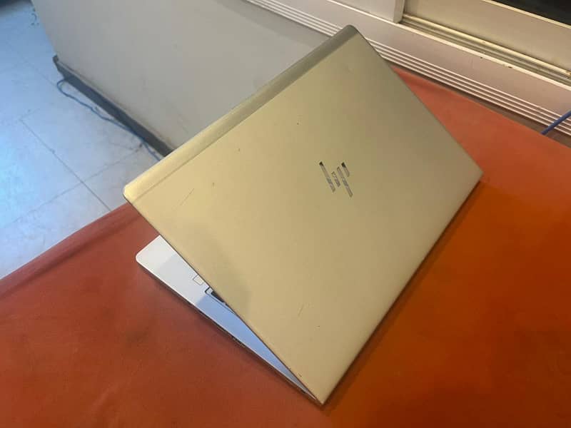 HP EliteBook 840 G5 (i7 8th Gen) 1