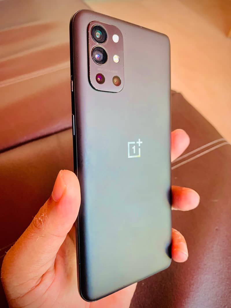 OnePlus 9R 8/256 3