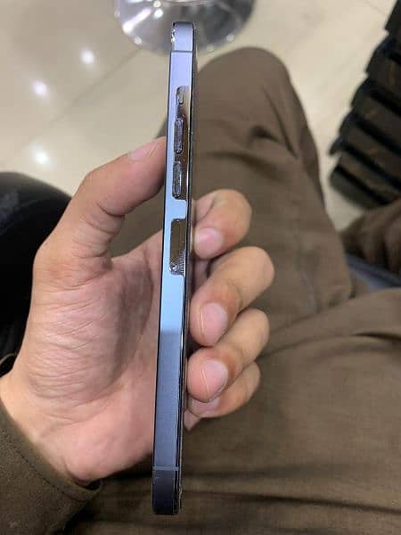 I phone 13 pro max pta Approved 128GB 10/10 condition 2