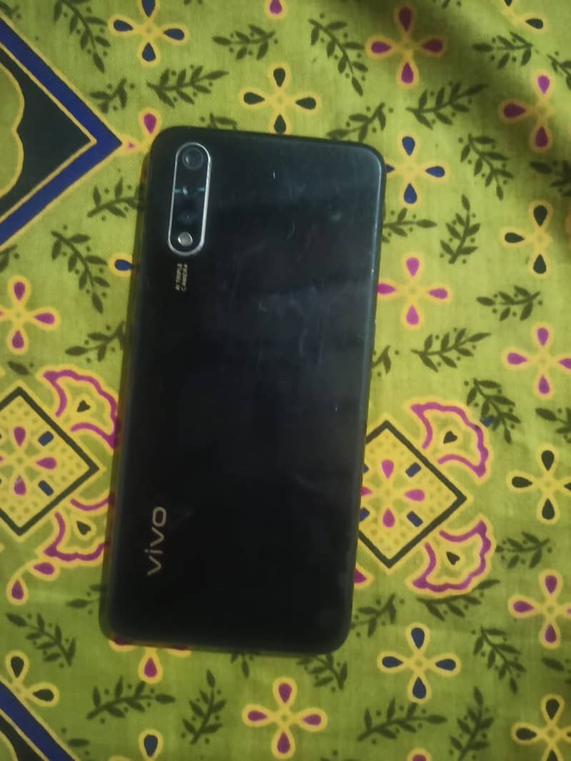 Vivo s1 8 256 gb 1