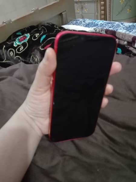 IPhone 14 plus jv red product 2