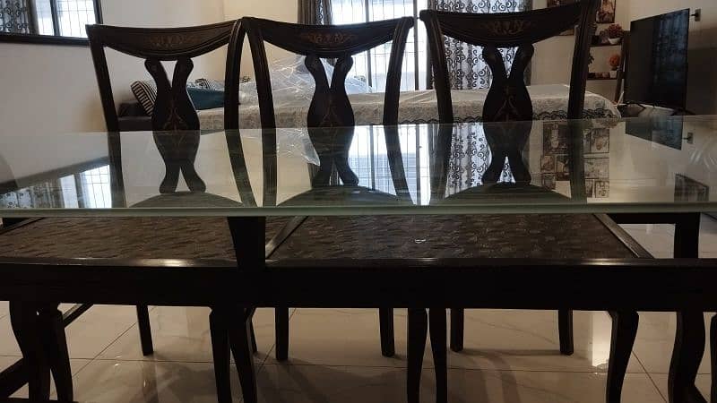 8 seater glass top dining table 2