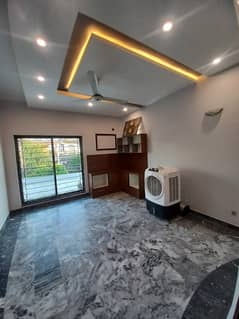 10 Marla House Upper Portion For Rent with Lower Lock in Phase 3 DHA Lahore 0