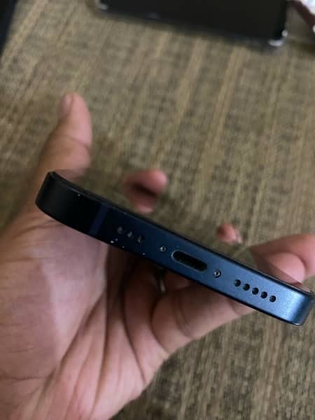 iPhone 14 factory unlocked (128gb) non pta 5