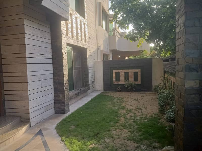 10 Marla Grid Design Fully Renovated House For Sale In Askari-10 45