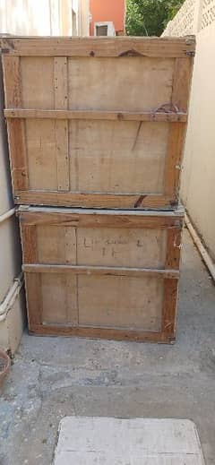 used Trunks and crates for sale