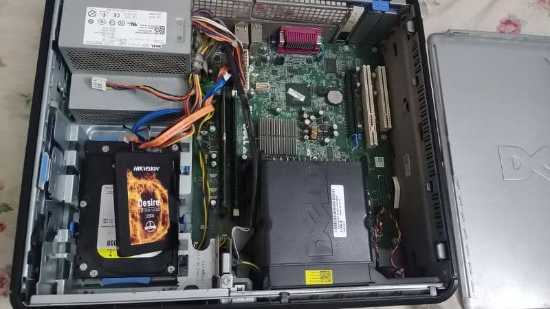 Coure 2 Duo 4Gb ram 128gb SSD 200 Gb hard drive 7