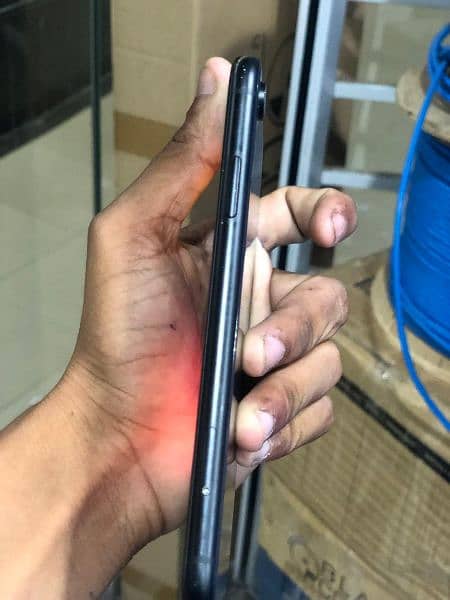 iphone XR non pta factory 5