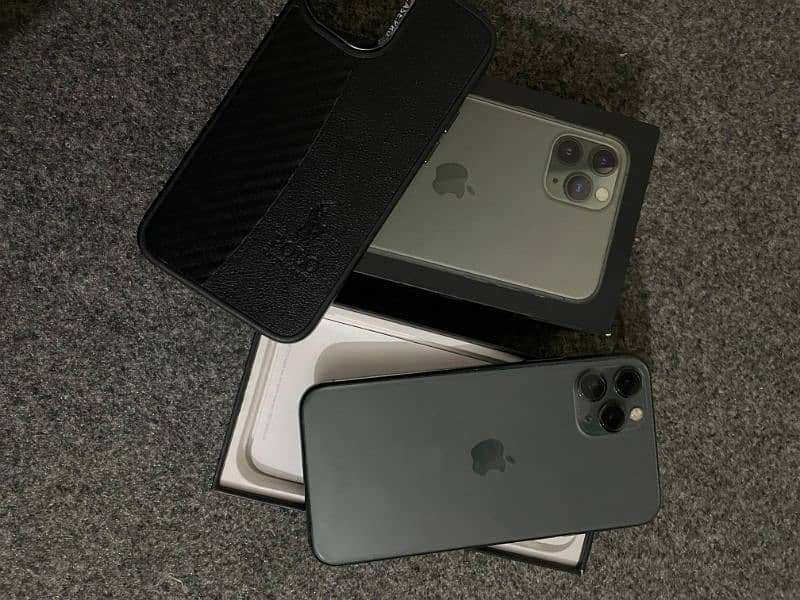 Iphone 11 pro Non PTA with Box 7