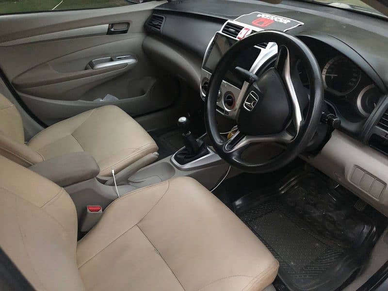 Honda city 2018 model first class condition 9