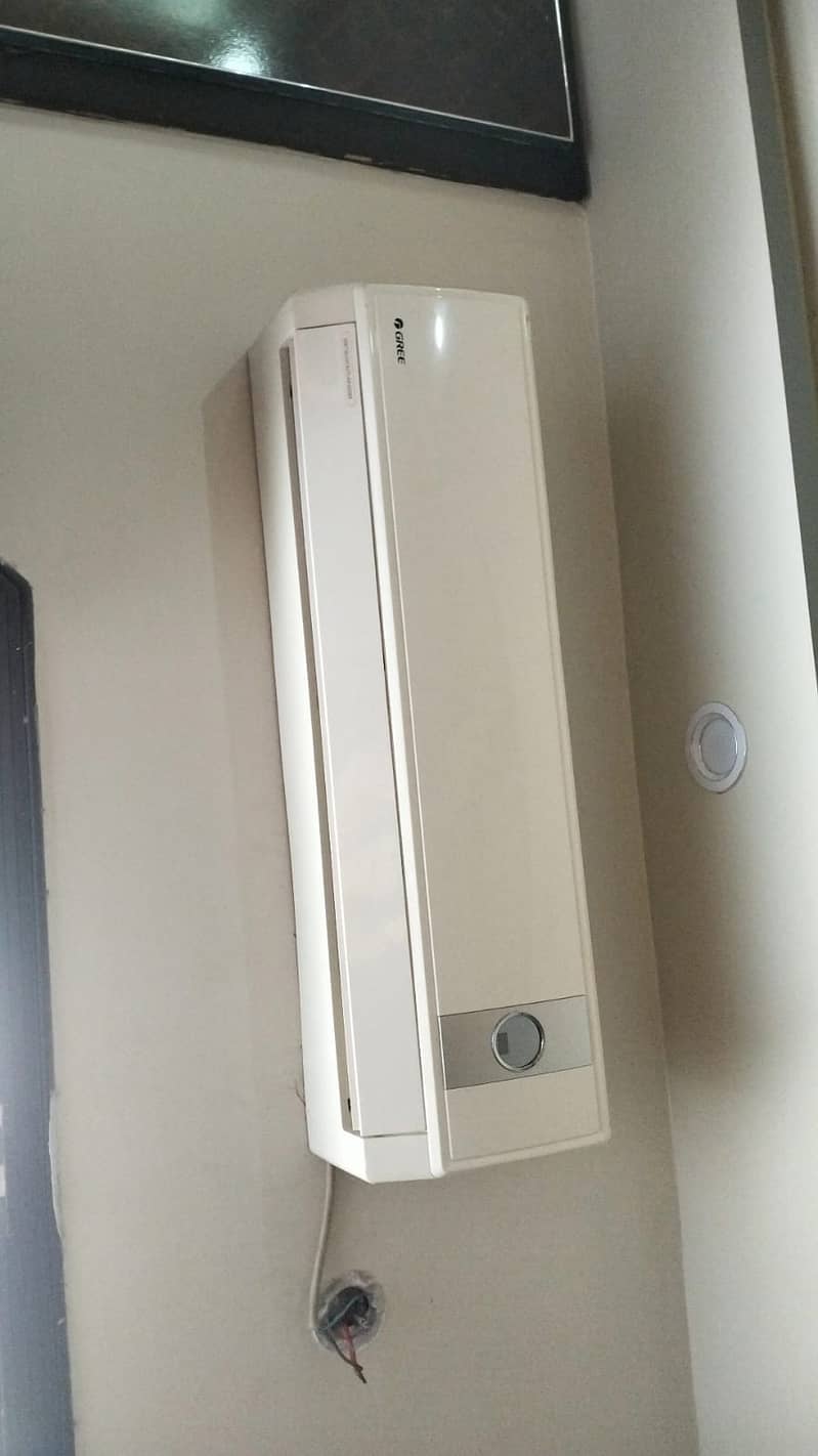 Gree AC in good condition for sale 2