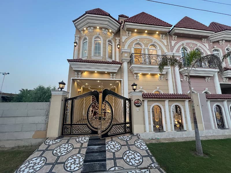 5 Marla Designer House for Sale near Mosque and Market in B Block Central Park Lahore 0