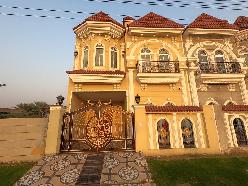 5 Marla Designer House for Sale near Mosque and Market in B Block Central Park Lahore 4