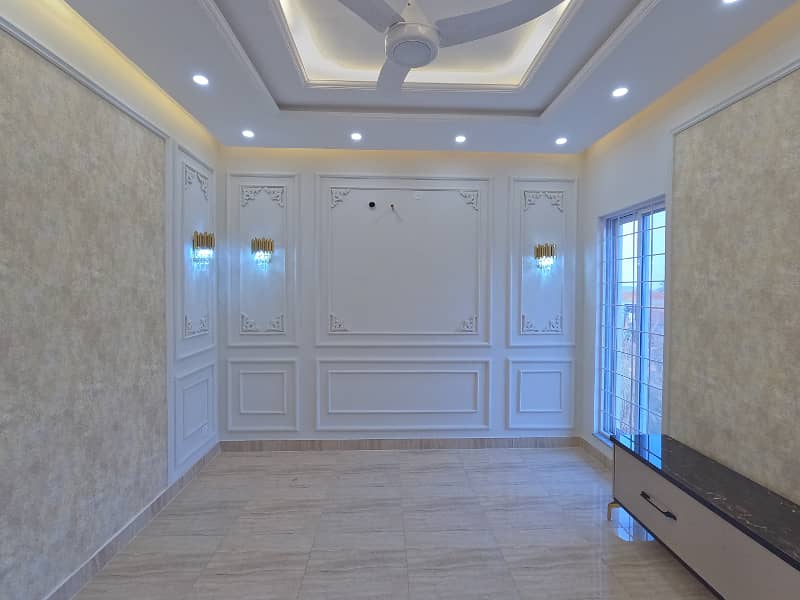 5 Marla Designer House for Sale near Mosque and Market in B Block Central Park Lahore 20