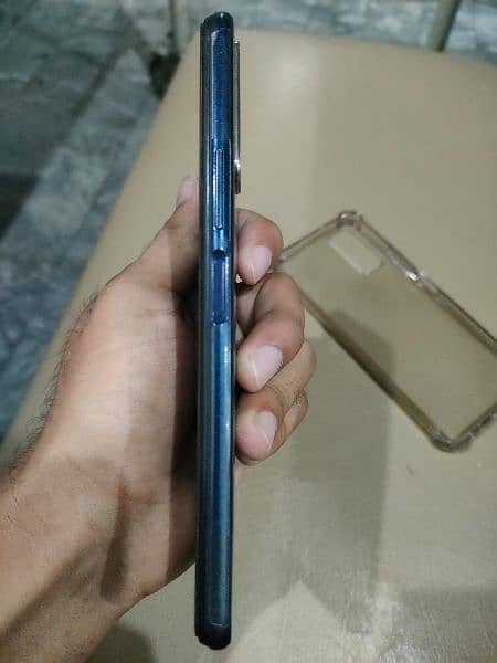 vivo y20 4/64 1